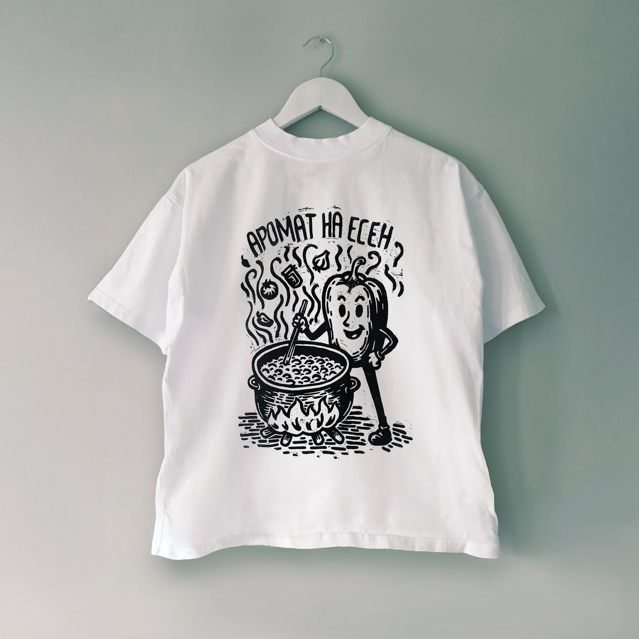 Лютеница | Oversize Fit тенискa в бяло