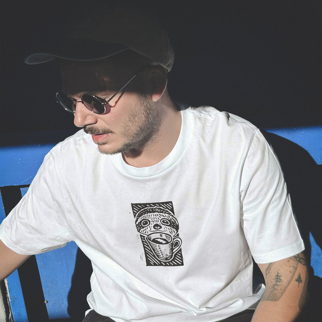 Ленивец с кафе | Regular Fit тениска