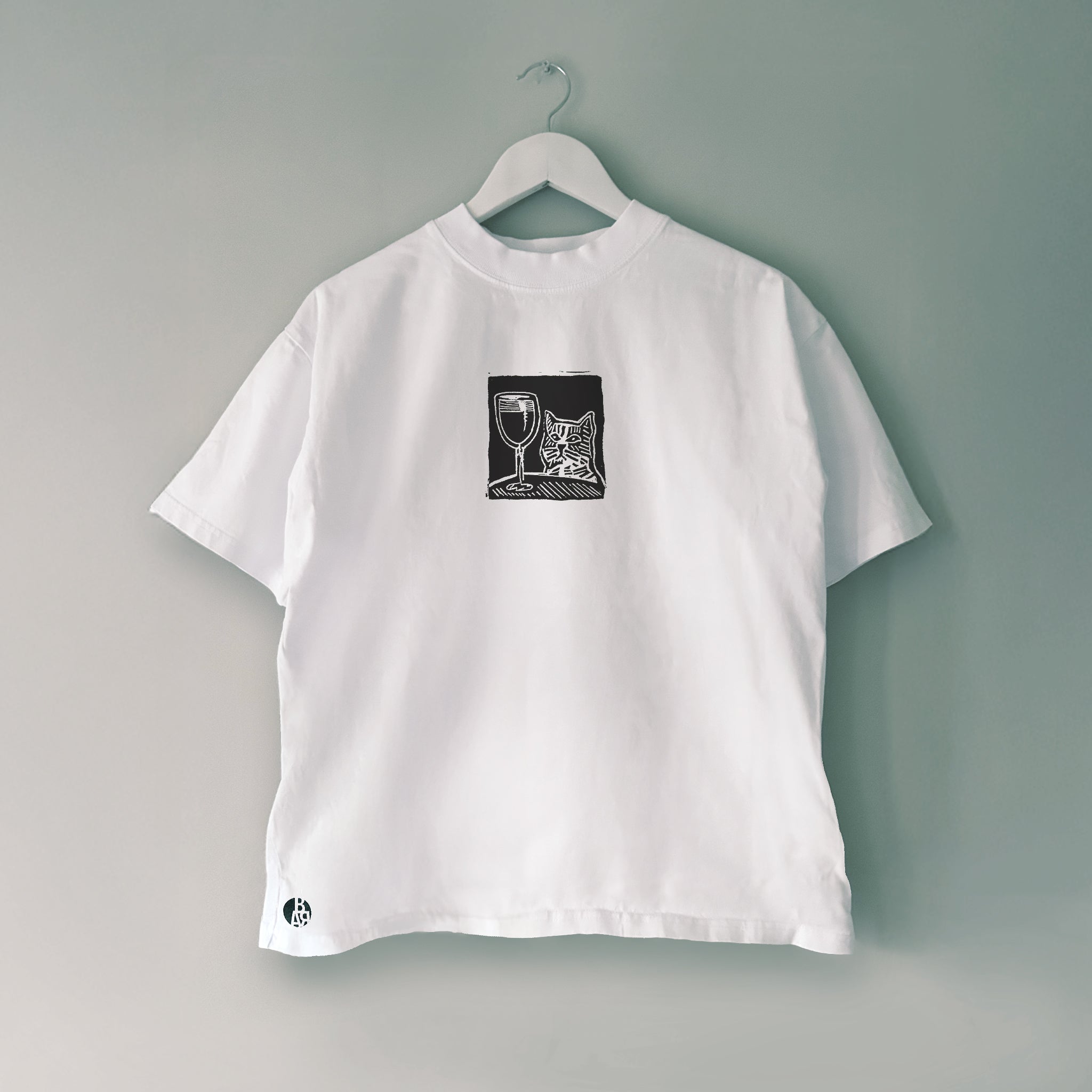 Котка с вино | Oversize Fit тениска