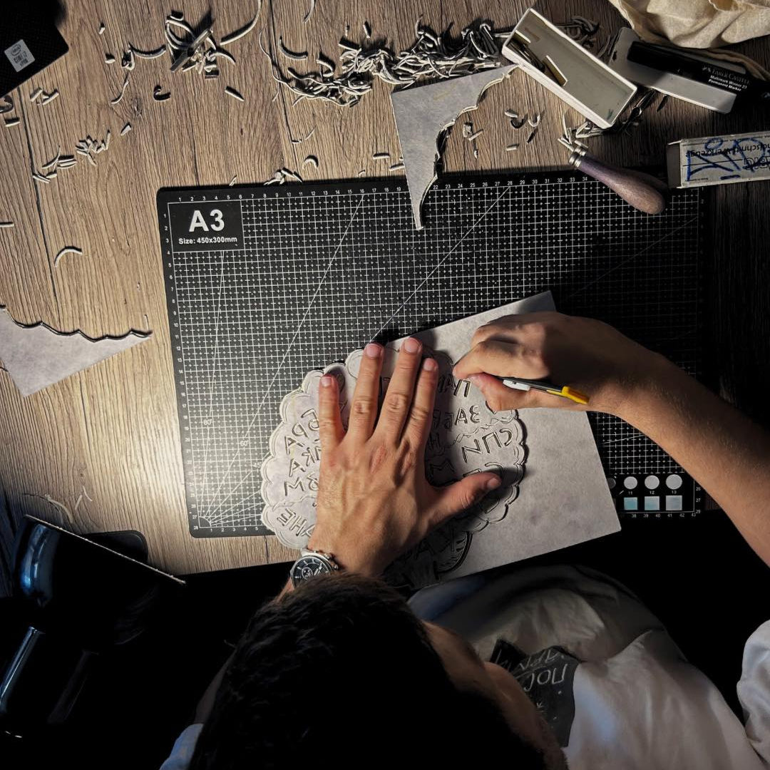 MOM brain | Oversize Fit BLACK